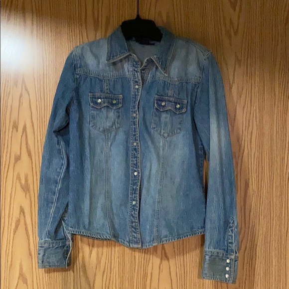 The Gap- Jean shirt - Picture 1 of 1